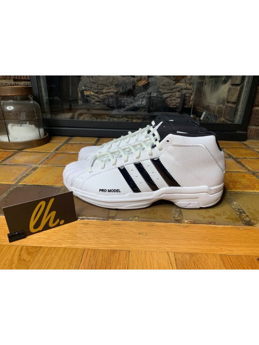 Mens 8 Adidas Pro Model 2G White Black Athletic Basketball Sneakers FW4344